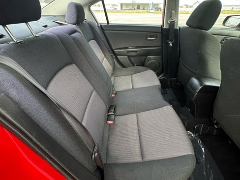 Used 2007 MAZDA MAZDA3 i Touring image 32