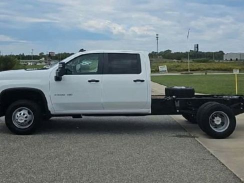 New 2026 Chevrolet Silverado 3500 W/T w/ WT Convenience Package AWD/4WD image 5