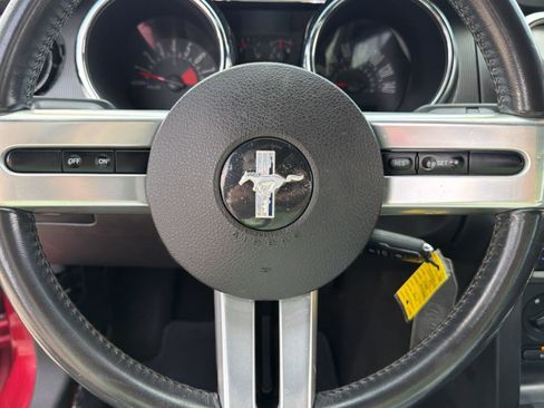 Used 2007 Ford Mustang GT RWD image 15