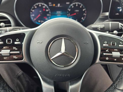 Used 2020 Mercedes-Benz GLC 300 image 24