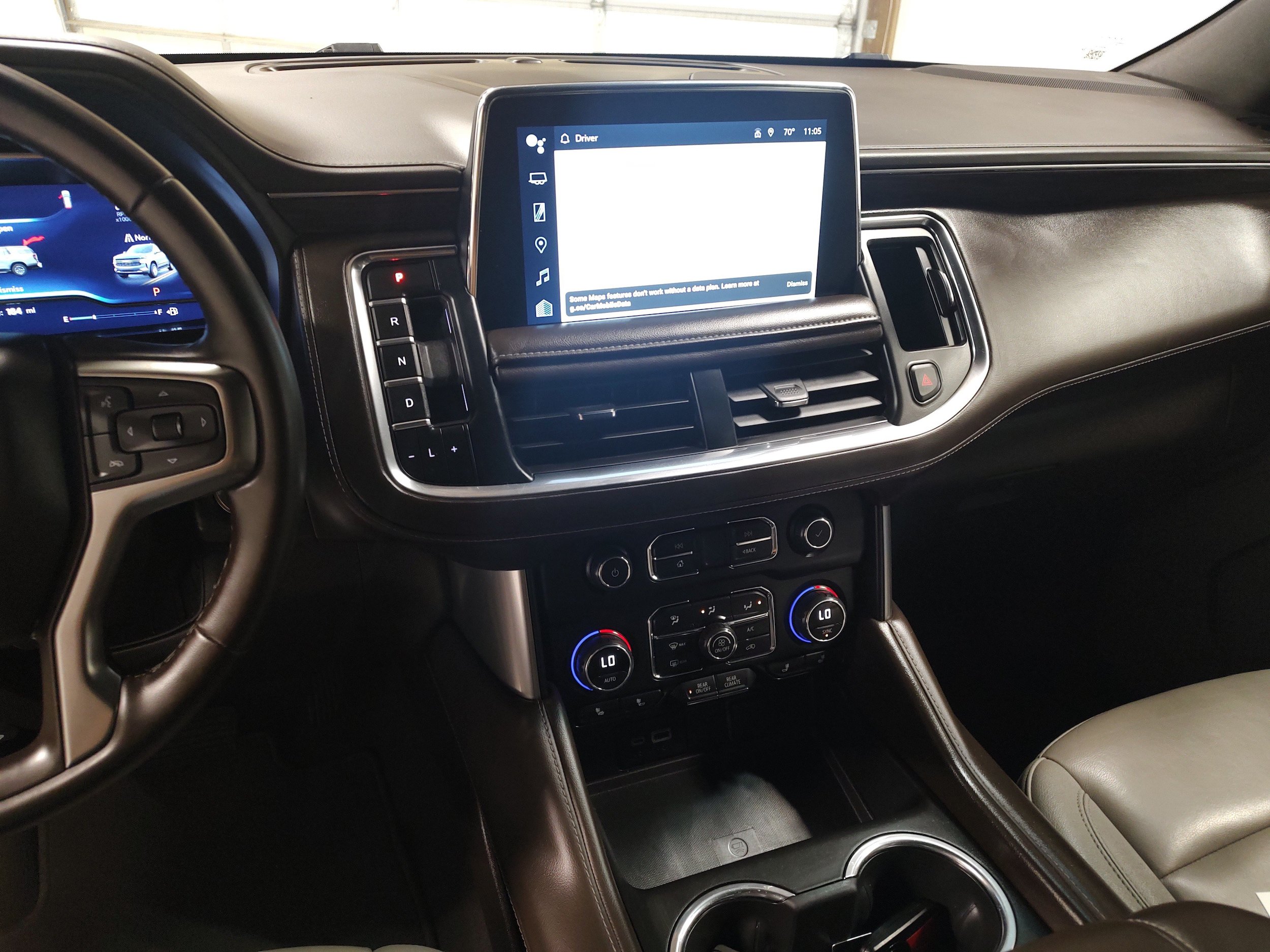 Used 2024 Chevrolet Suburban LT AWD/4WD image 7