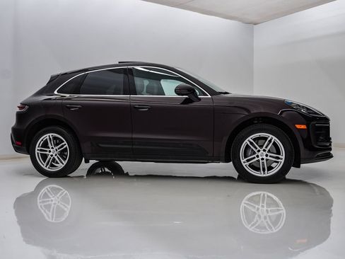 Used 2023 Porsche Macan Turbo AWD/4WD image 9