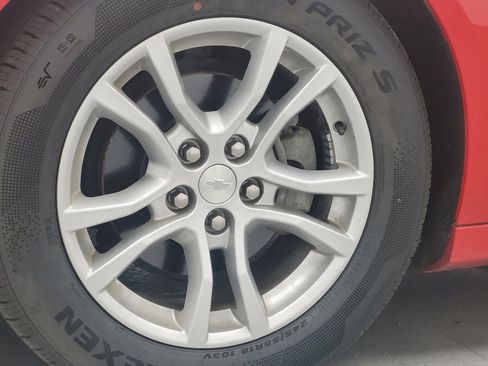 Used 2015 Chevrolet Camaro LS RWD image 31