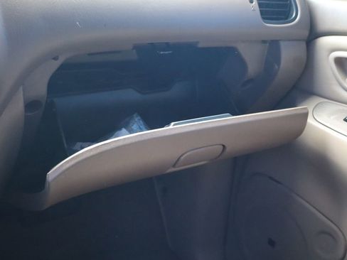 Used 2003 Toyota Sequoia Limited image 39