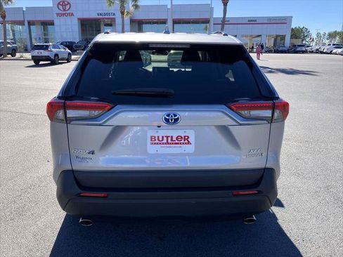 Certified 2024 Toyota RAV4 XLE image 4