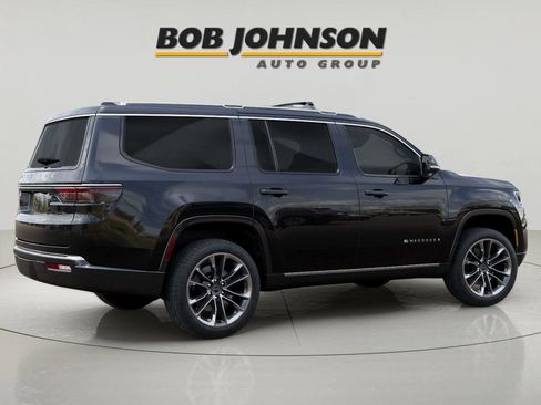 New 2025 Jeep Wagoneer Series III w/ Premium Group I AWD/4WD image 3