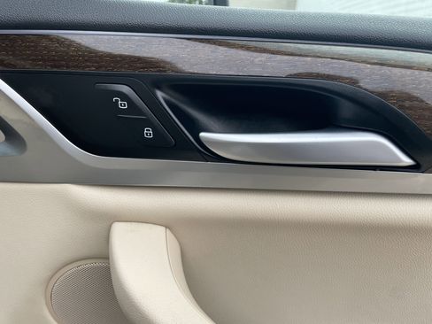 Used 2023 BMW X3 xDrive30i w/ Premium Package image 12