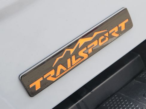 Certified 2025 Honda Ridgeline TrailSport image 12
