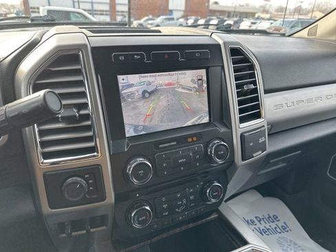 Used 2017 Ford F350 Lariat w/ Chrome Package image 3