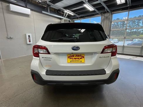 Used 2019 Subaru Outback 2.5i Touring w/ Popular Package #3A AWD/4WD image 4