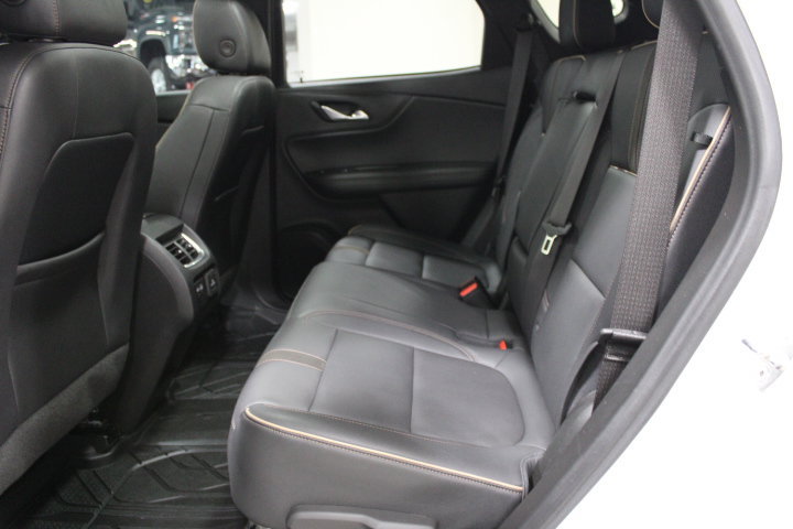 Used 2022 Chevrolet Blazer Premier w/ Enhanced Convenience Package AWD/4WD image 24