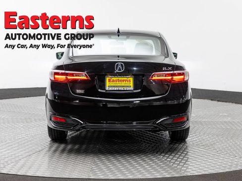 Used 2018 Acura ILX FWD image 6