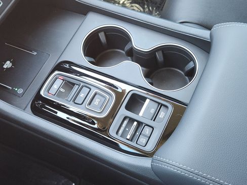 Certified 2025 Honda Pilot EX-L image 20