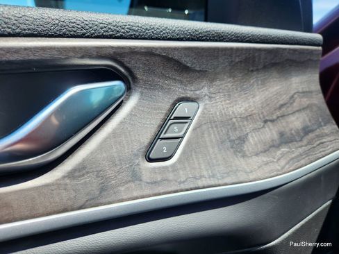 New 2025 Jeep Grand Cherokee Limited w/ Black Appearance Package image 30