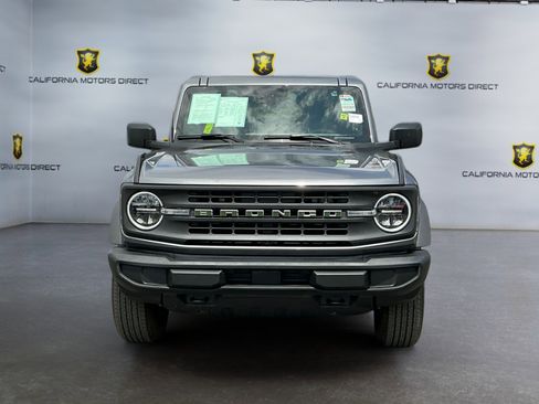 Used 2025 Ford Bronco 4-Door AWD/4WD image 2