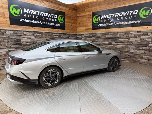 Used 2026 Hyundai Sonata SEL FWD image 14