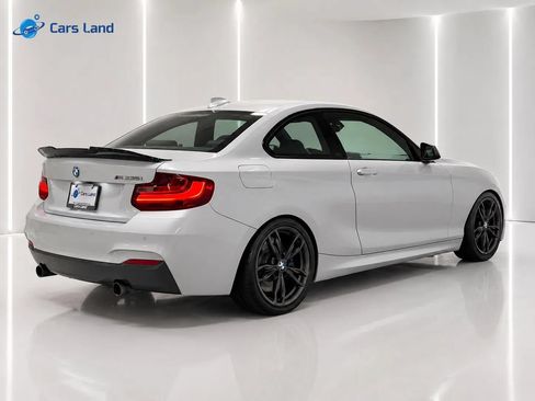 Used 2016 BMW M235i Coupe RWD image 3