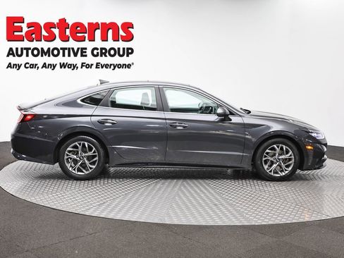 Used 2022 Hyundai Sonata SEL w/ Convenience Package image 4