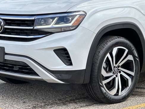 Used 2023 Volkswagen Atlas SEL AWD/4WD image 7