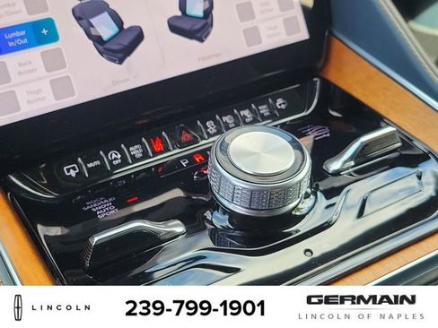 Used 2024 Jeep Grand Wagoneer L Series III AWD/4WD image 27