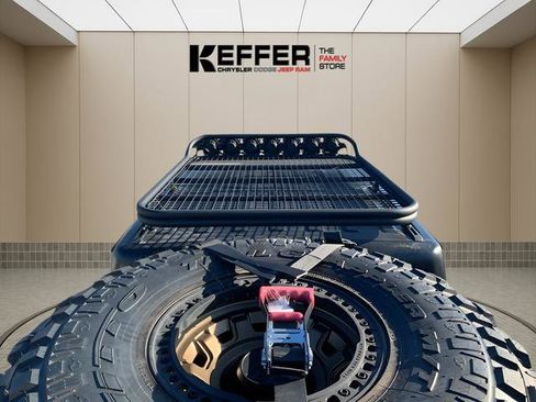 Used 2023 Jeep Gladiator Willys image 28