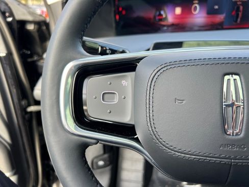 New 2026 Lincoln Nautilus Reserve image 21