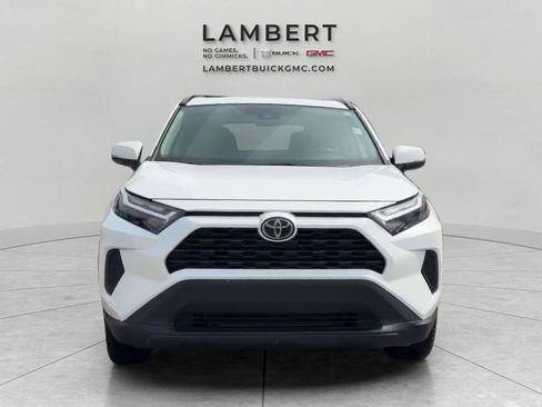 Used 2024 Toyota RAV4 XLE w/ Convenience Package AWD/4WD image 9