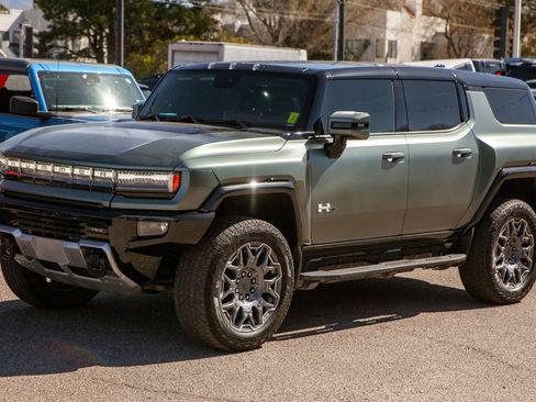 Used 2024 GMC Hummer EV 3X image 9