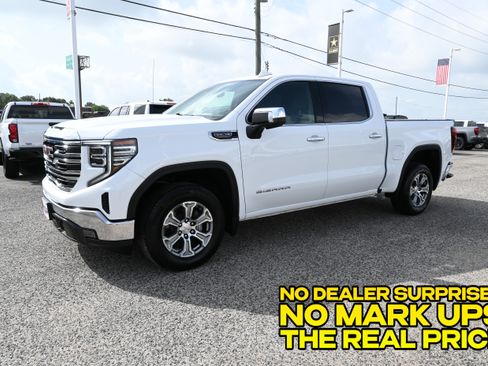Used 2025 GMC Sierra 1500 SLT RWD image 6