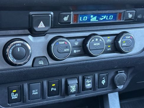 Used 2019 Toyota Tacoma TRD Pro w/ Desert Air Intake Package image 19