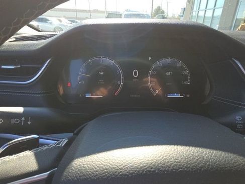 Used 2023 Jeep Grand Cherokee Laredo w/ Luxury Tech Group I image 15