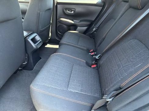 Used 2024 Honda HR-V Sport image 17