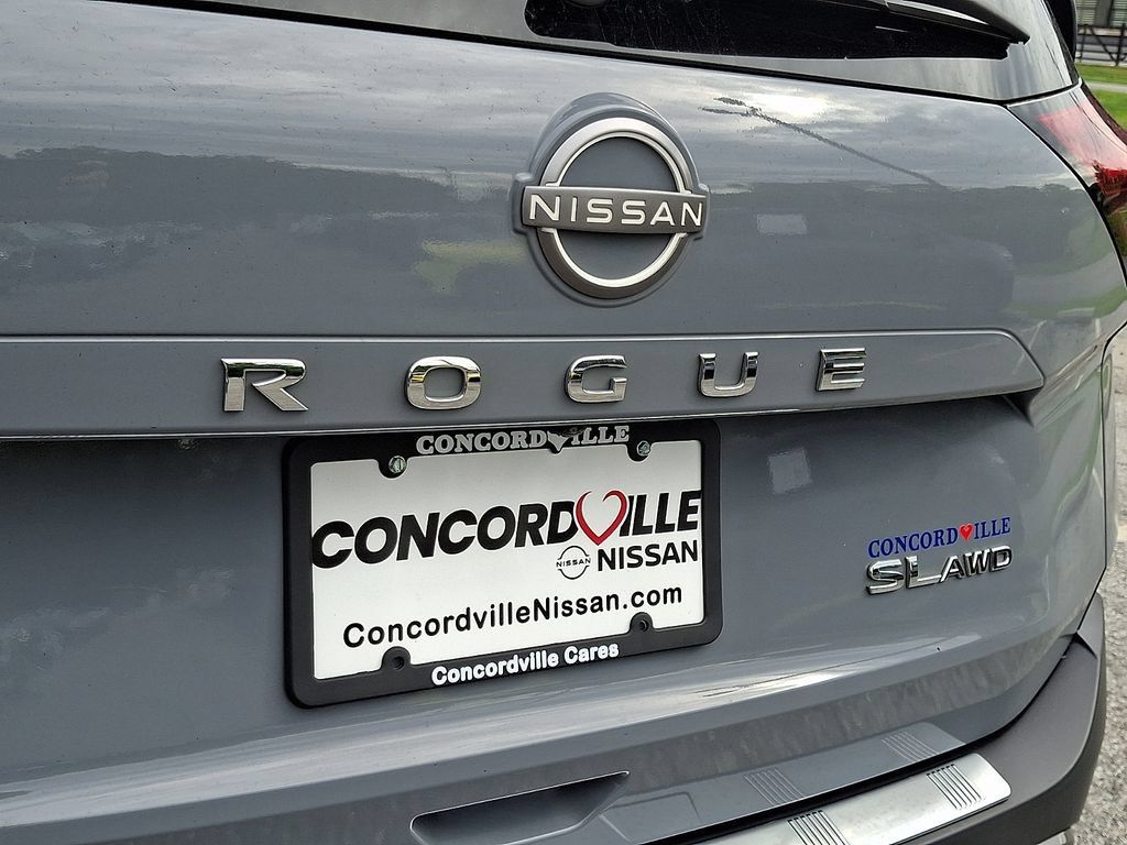 Certified 2023 Nissan Rogue SL w/ SL Premium Package AWD/4WD image 30