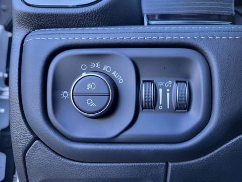 Used 2022 RAM 1500 Limited image 22