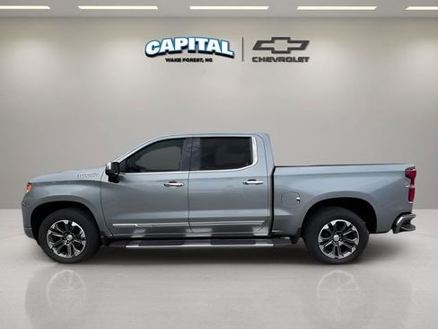 Used 2024 Chevrolet Silverado 1500 High Country image 3
