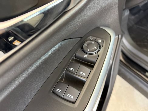 New 2026 Chevrolet Trax LS w/ LS Convenience Package FWD image 11