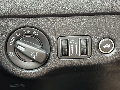 Used 2014 Dodge Charger R/T AWD/4WD image 18
