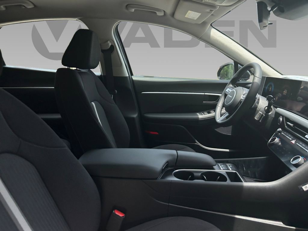 New 2025 Hyundai Sonata SEL FWD image 15