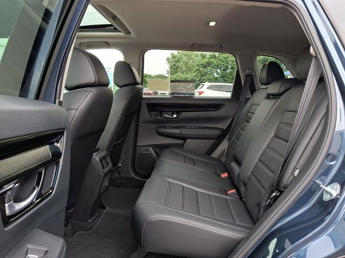 Used 2024 Honda CR-V EX-L image 10