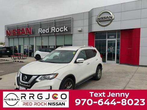 Used 2017 Nissan Rogue SV w/ SV Premium Package image 1