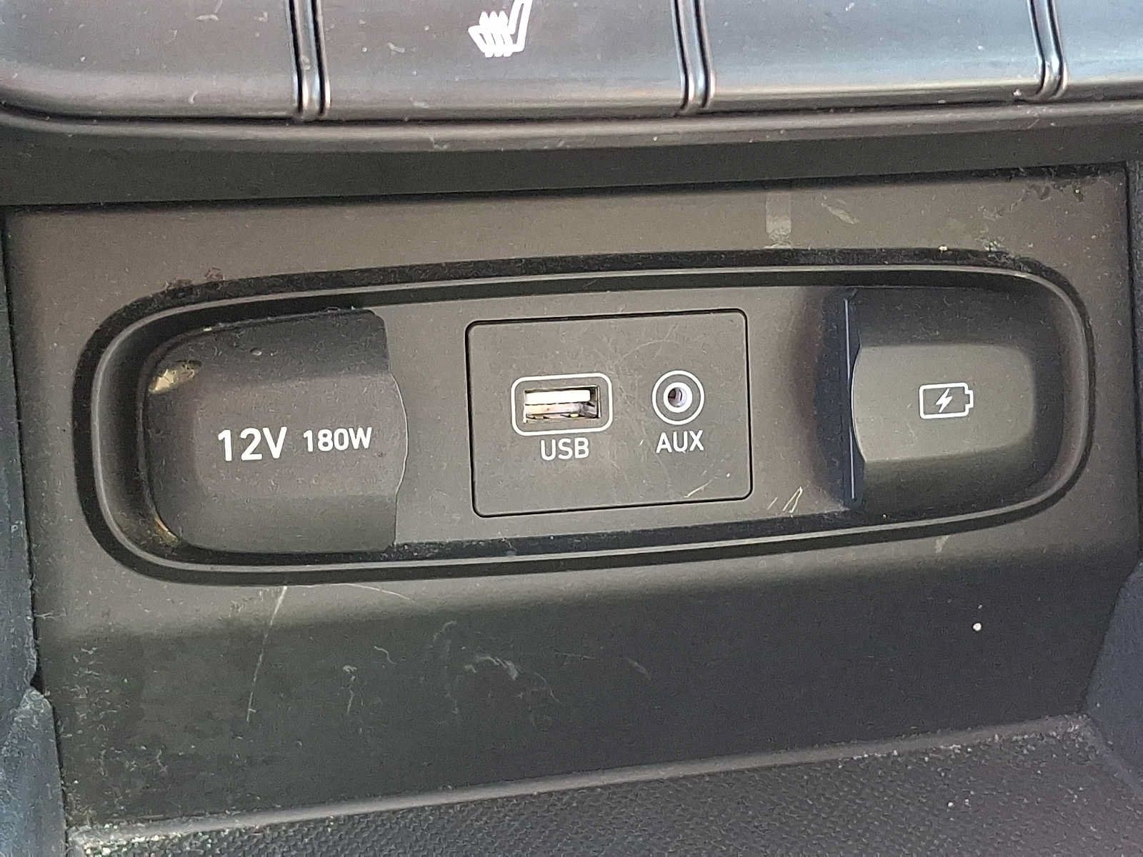 Used 2020 Hyundai Santa Fe SEL AWD/4WD image 25