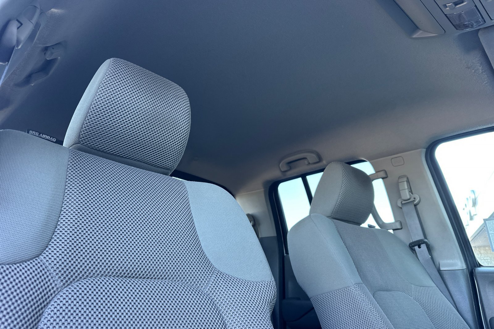 Used 2014 Nissan Frontier SV RWD image 16