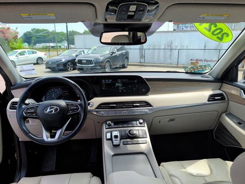 Used 2021 Hyundai Palisade Limited FWD image 11