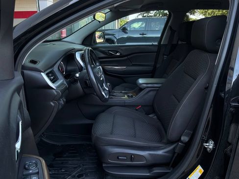 Used 2018 GMC Acadia SLE FWD image 9