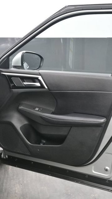 Used 2024 Mitsubishi Outlander SE AWD/4WD image 12