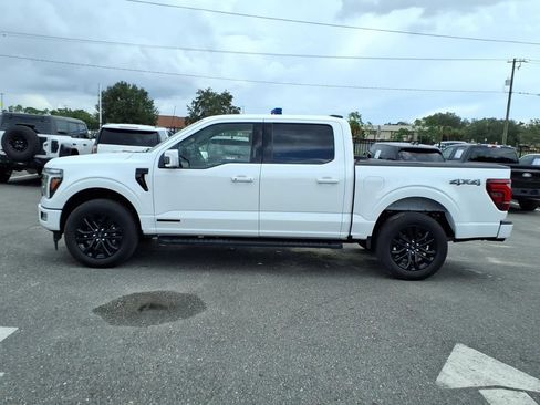 Used 2024 Ford F150 Lariat AWD/4WD image 4