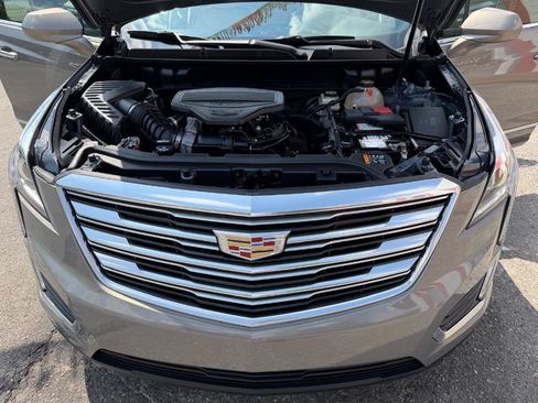 Used 2017 Cadillac XT5 FWD image 35