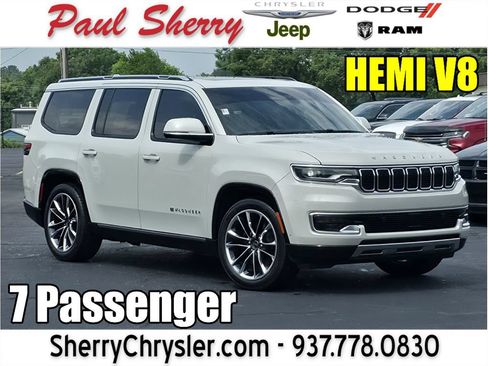 Used 2022 Jeep Wagoneer Series III w/ Premium Group I AWD/4WD image 1
