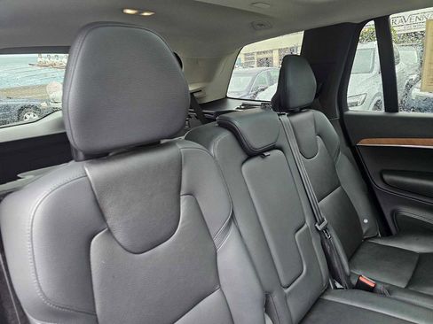 Used 2023 Volvo XC90 B6 Core w/ Protection Package Premier image 14