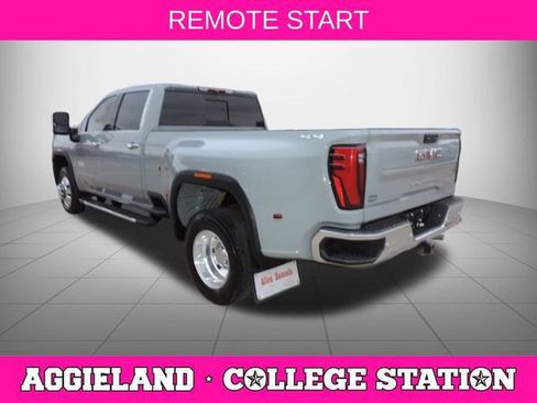 Used 2024 GMC Sierra 3500 SLT w/ SLT Premium Package image 6